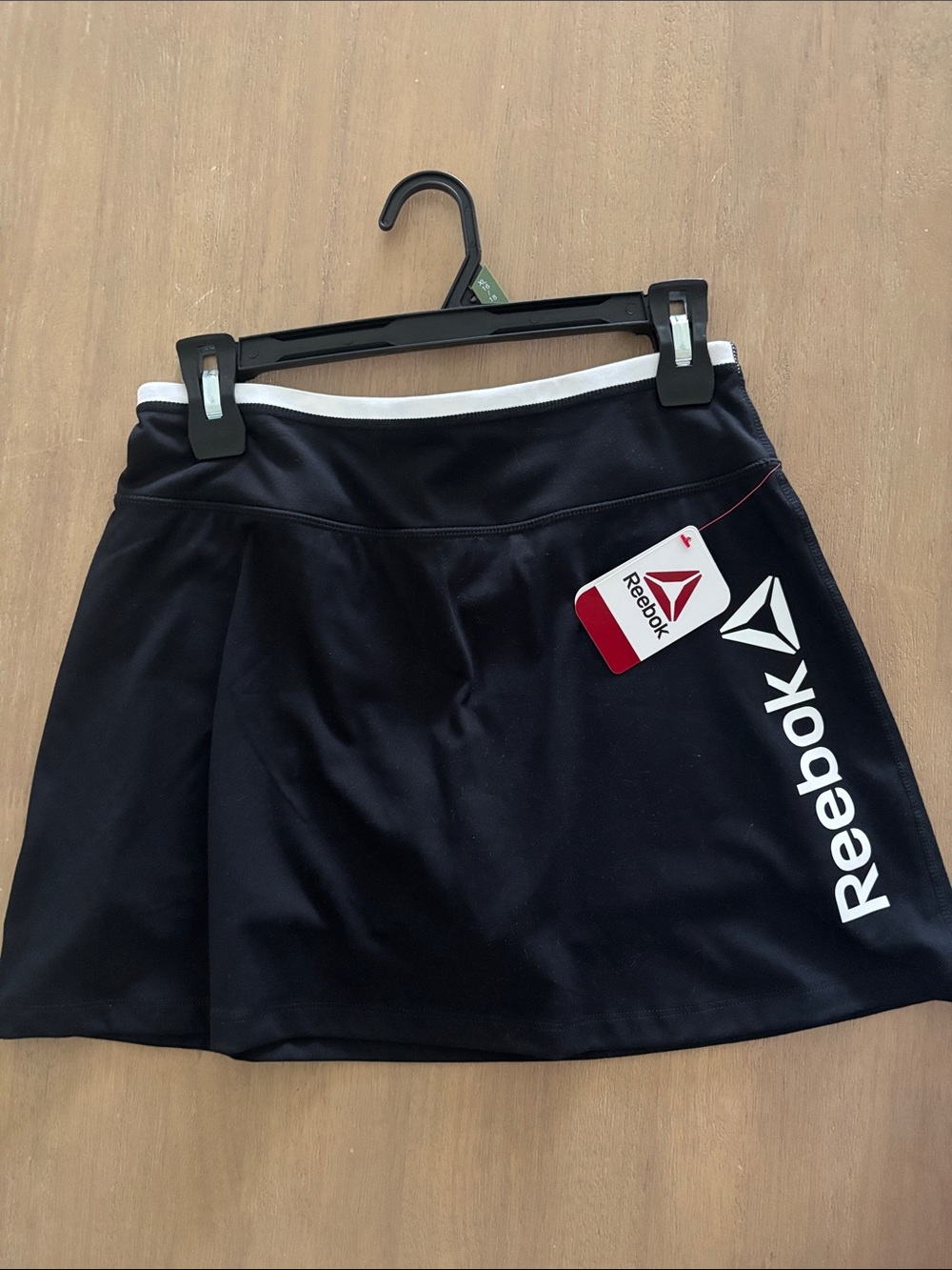 Reebok Black Active Skirt with White Logo Accent girl xxl